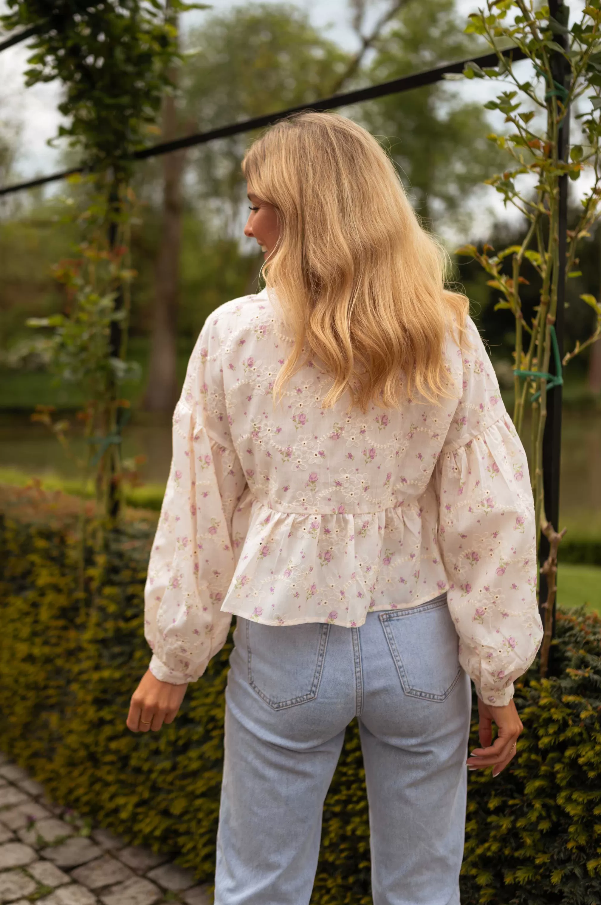 archie_blouse__ecru__with_flowers_105812-7.webp Archie Blouse - -Easy Clothes Outlet