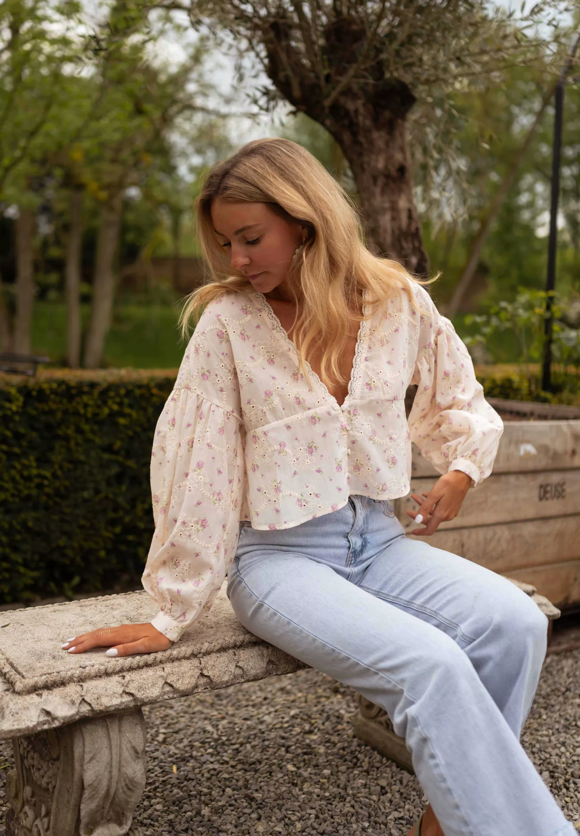 archie_blouse__ecru__with_flowers_105814-7.webp Archie Blouse - -Easy Clothes Outlet