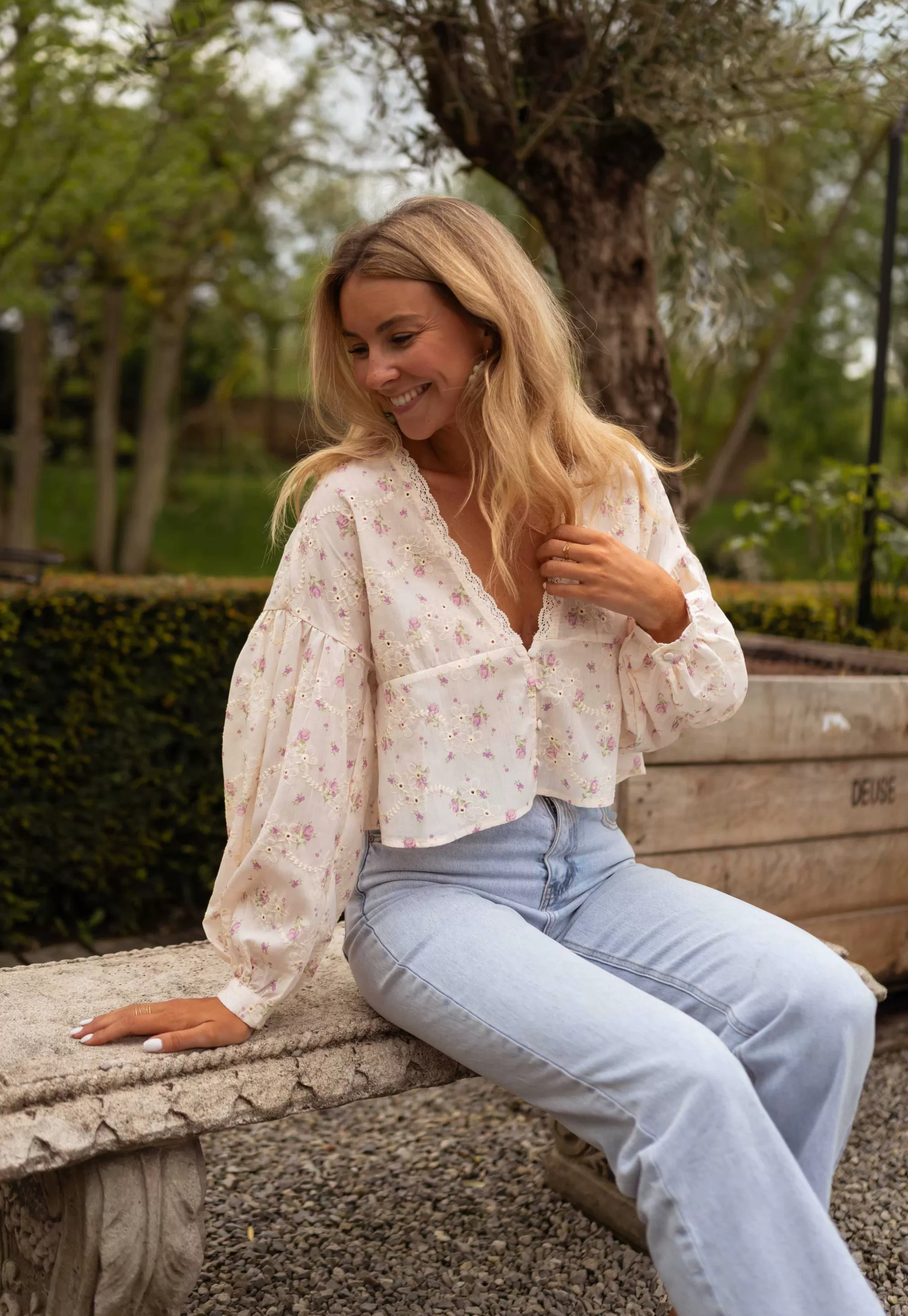 archie_blouse__ecru__with_flowers_105816-7.webp Archie Blouse - -Easy Clothes Outlet