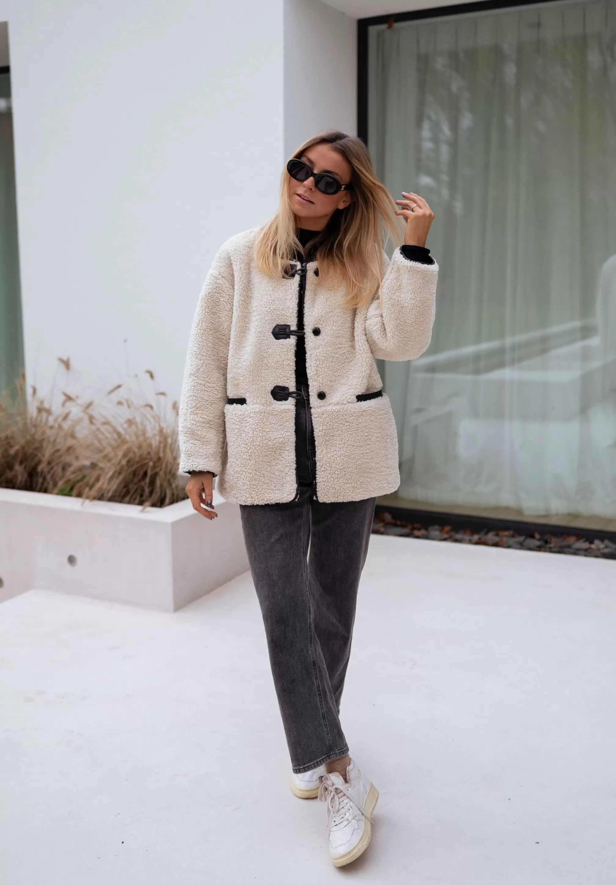 atlanta_jacket__ecru_in_faux_shearling_85802-3.webp Atlanta Jacket - -Easy Clothes Best Sale