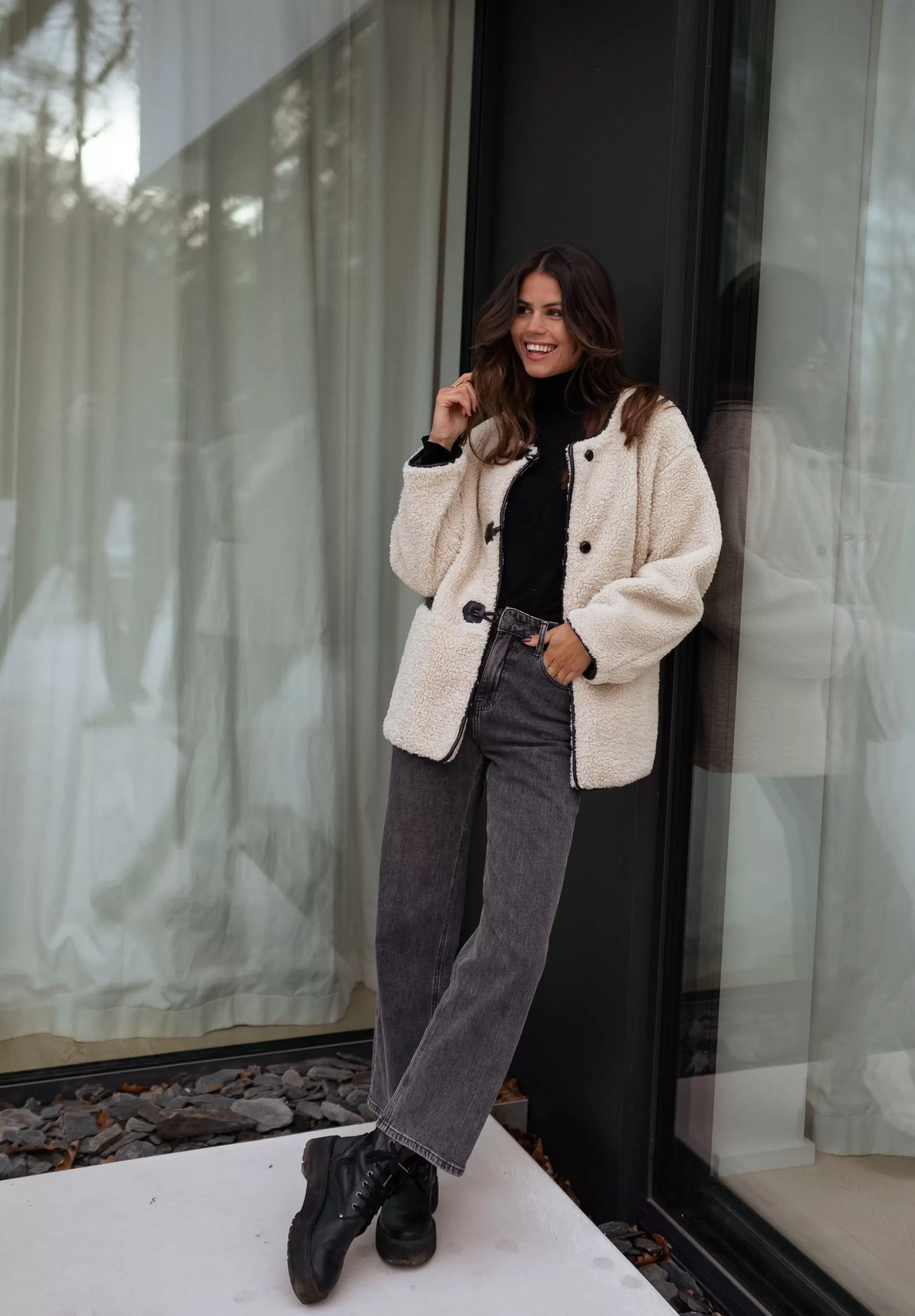 atlanta_jacket__ecru_in_faux_shearling_85821-2.webp Atlanta Jacket - -Easy Clothes Best Sale