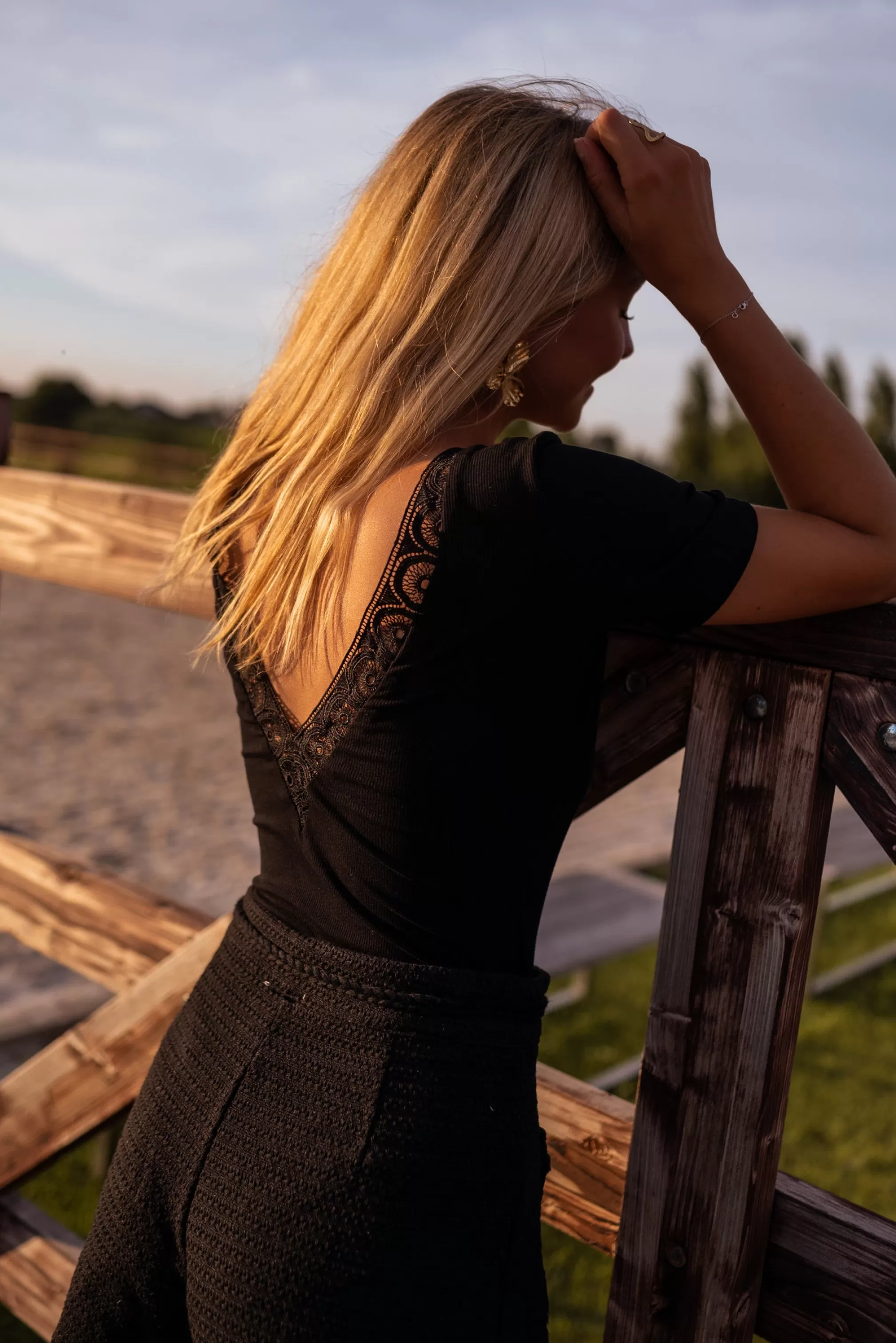 bodysuit_klaus_black__crewneck__embroidered_neckline_88070-3.webp Bodysuit Klaus Black - -Easy Clothes Best