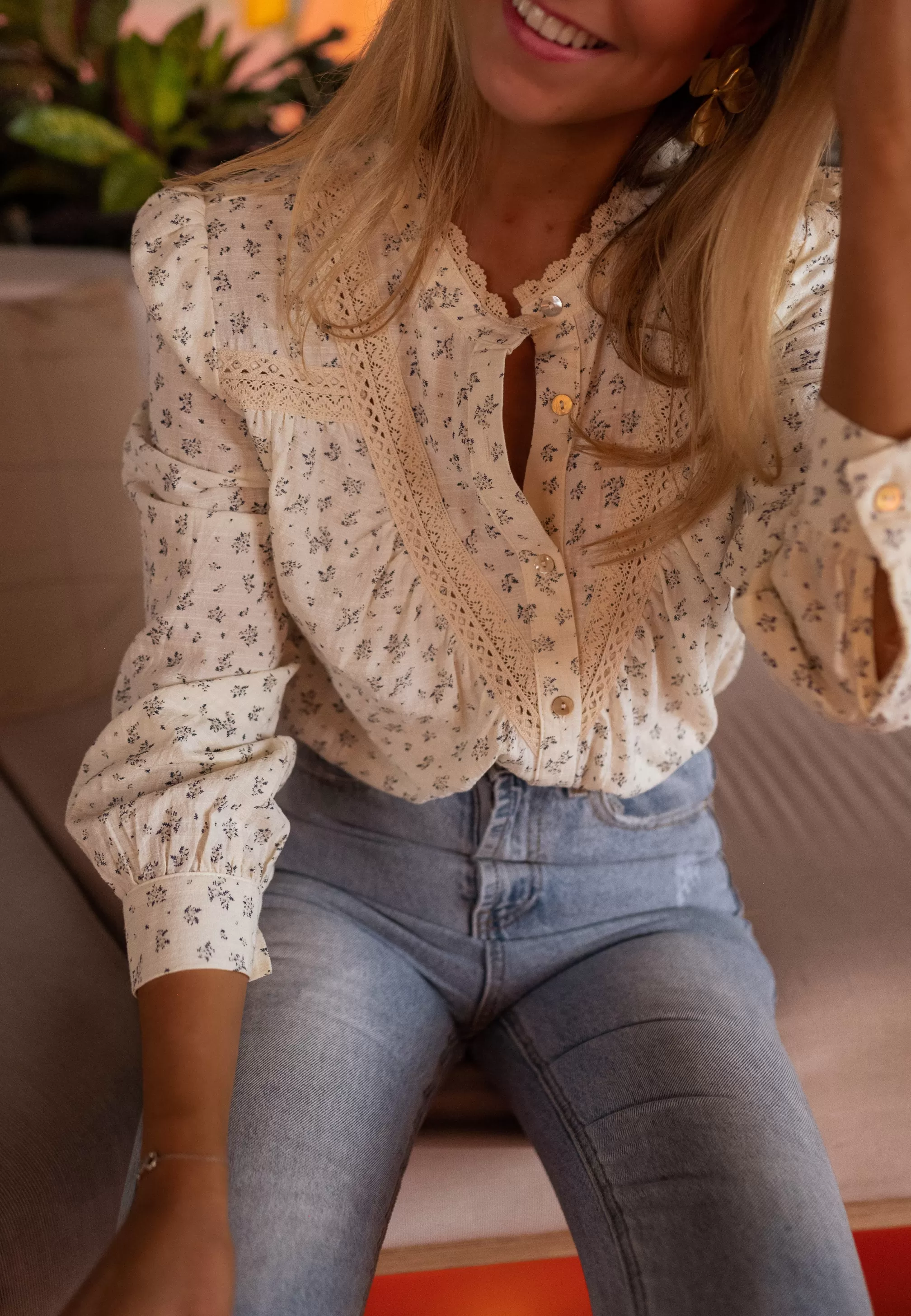 Brida Beige Flower Shirt | Shirt Floral Trend | Ready To-Porter Online | -Easy Clothes New