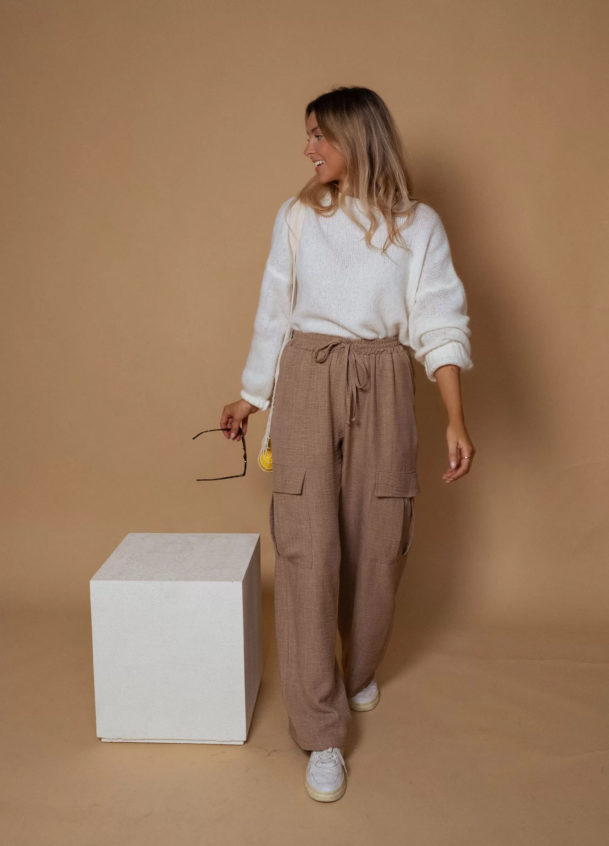 cargo_pants_chocolateancaloose_amp_comfortable_77947-3.webp Cargo Pants Chocolate | Anca | LOOSE & Comfortable-Easy Clothes Cheap