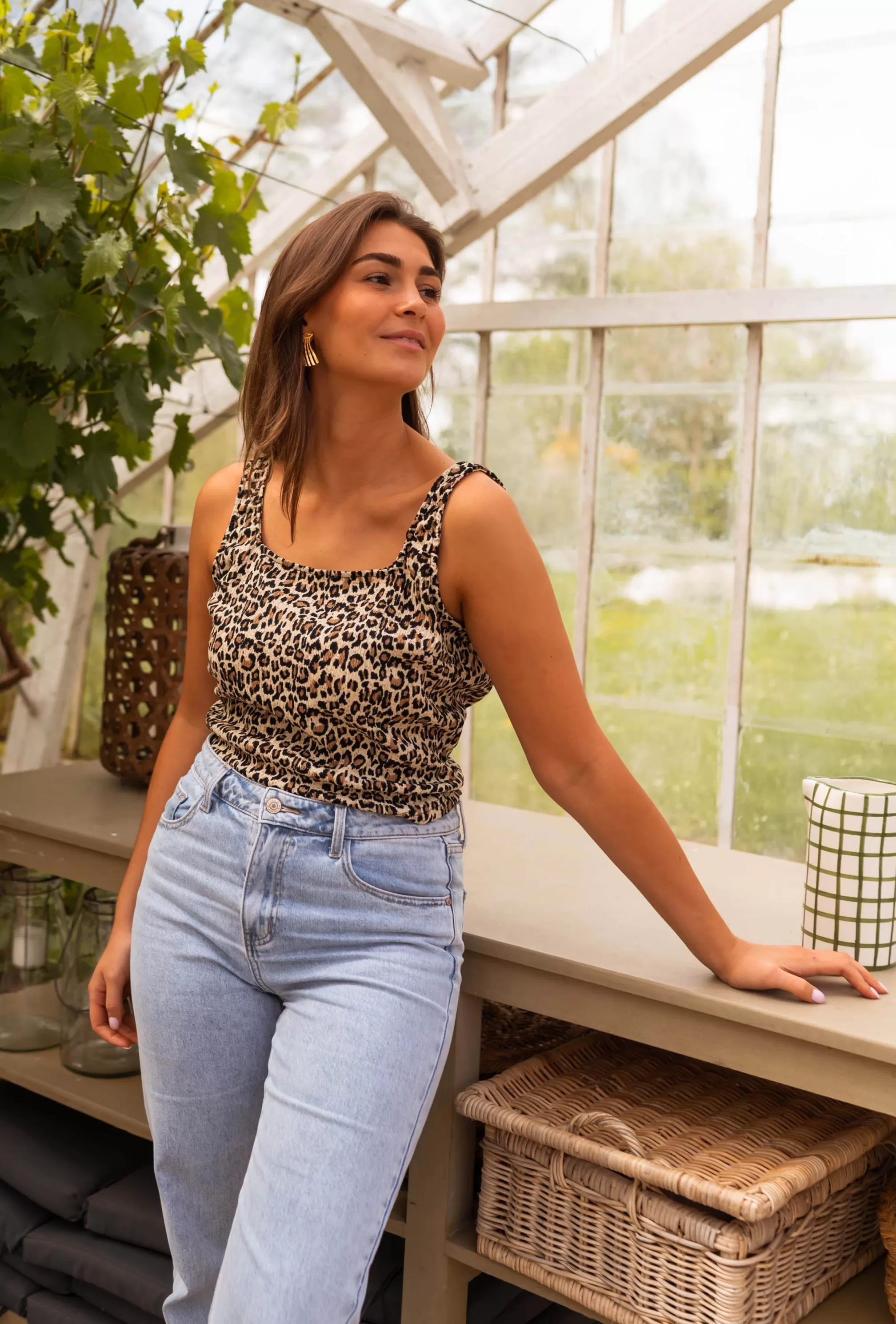 daniela_top__leopard__open_back_99787-5.webp Daniela Top - -Easy Clothes Flash Sale