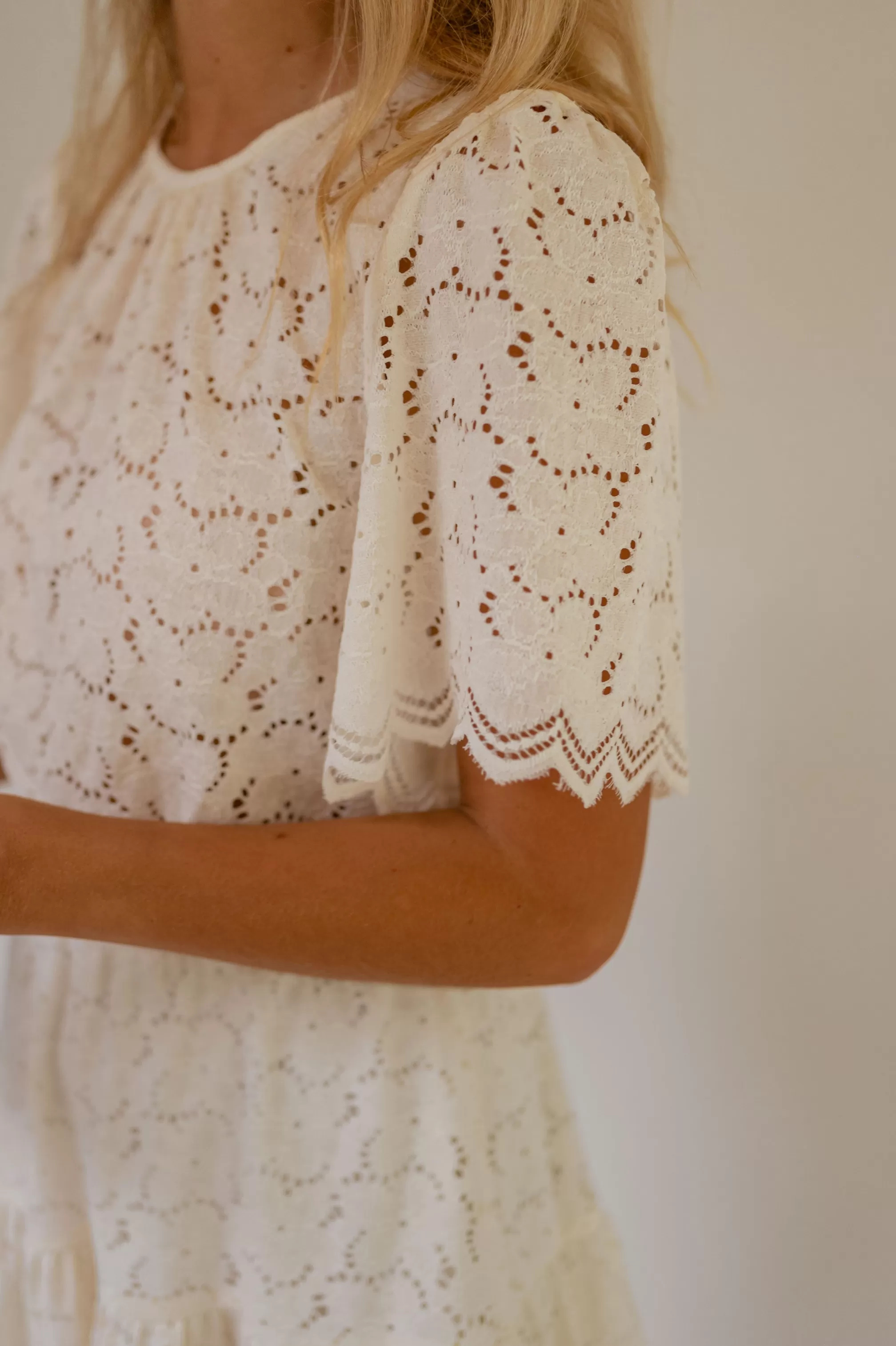 Dress Almane Ecru | Mini Dress In Lace | Ready To-Porter Online | -Easy Clothes Cheap