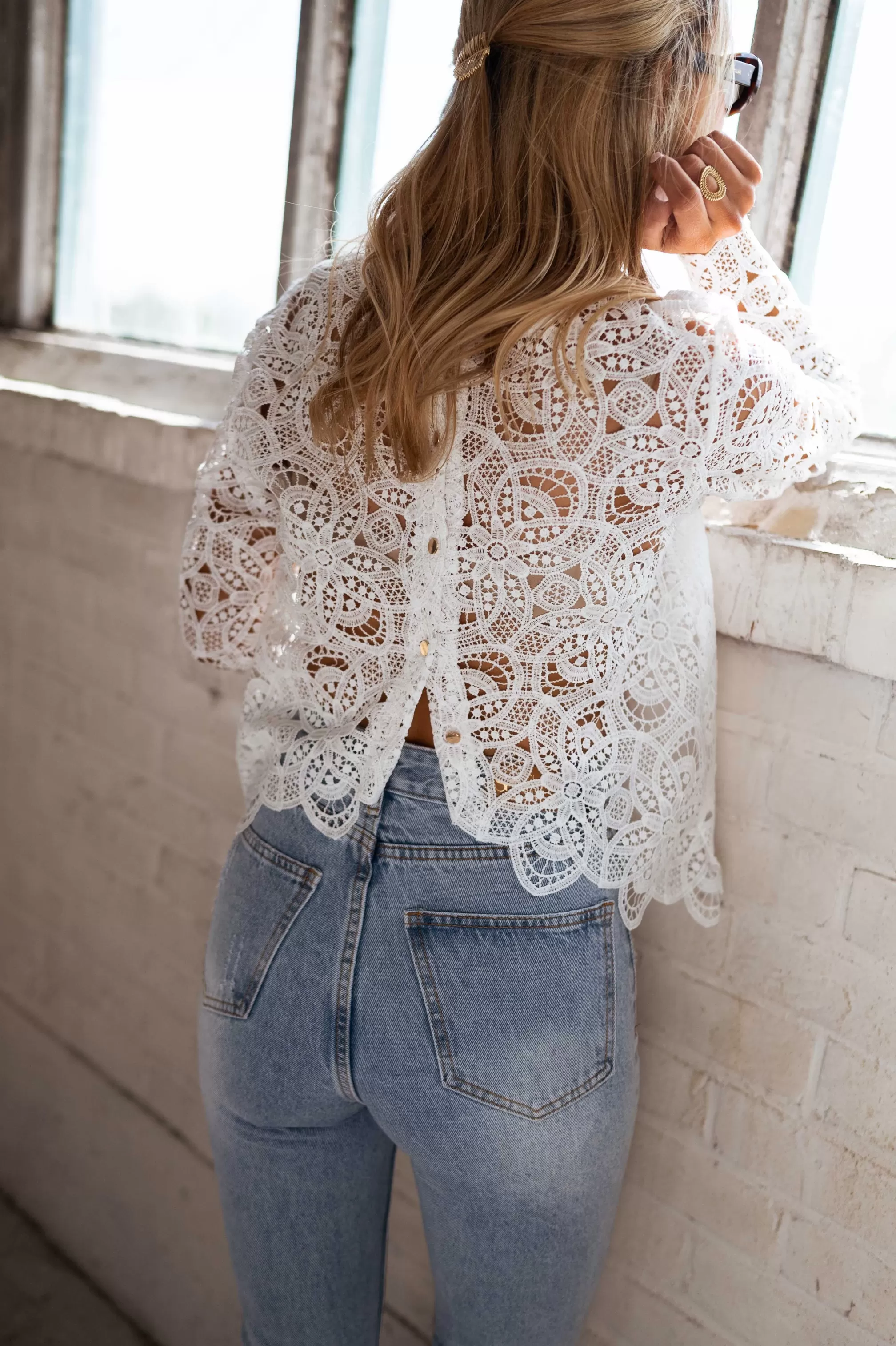 Manuela Blouse Ecru In Lace | Right Blouse Performed | Ready To-Porter Online | -Easy Clothes Hot
