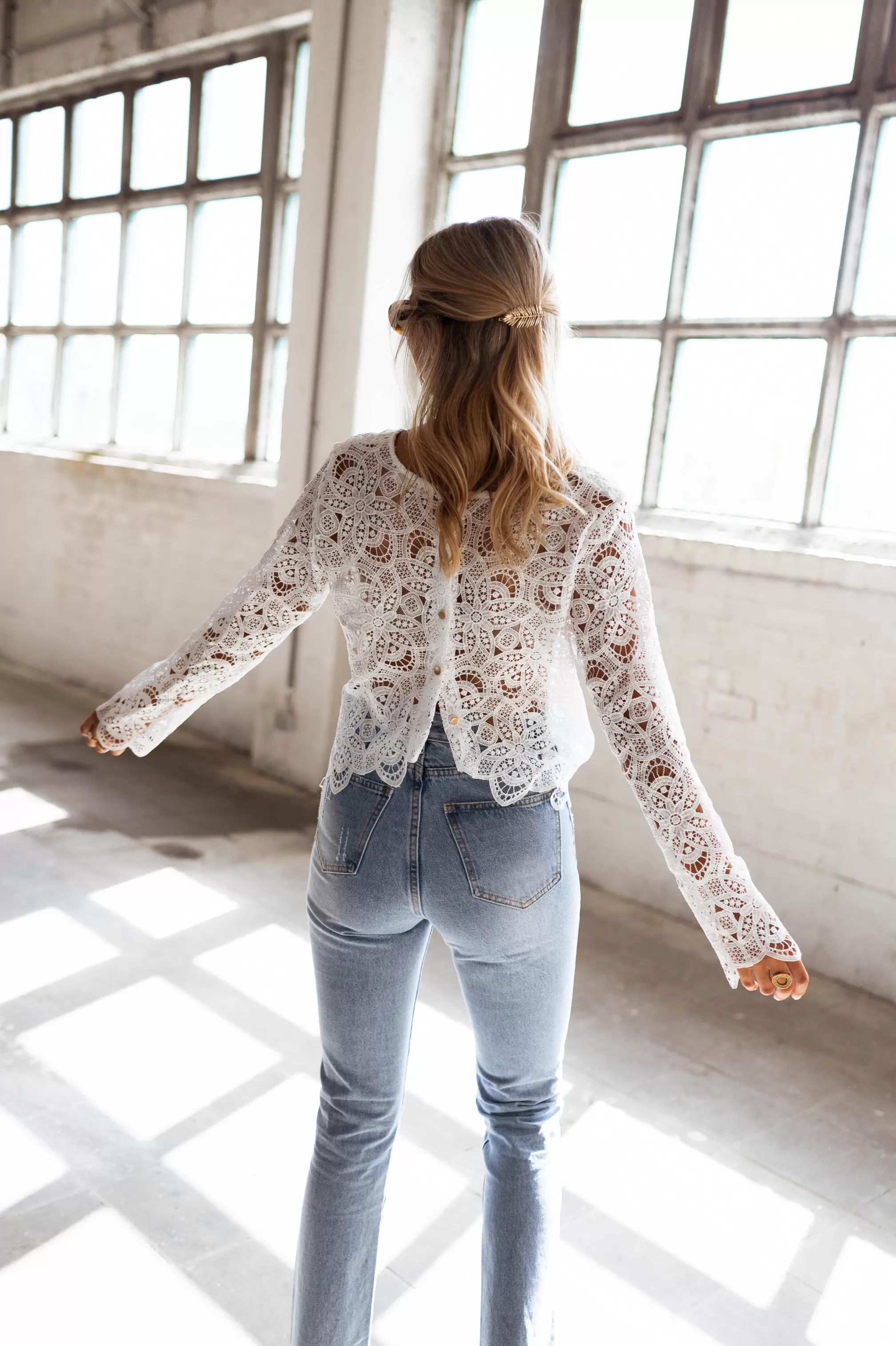 Manuela Blouse Ecru In Lace | Right Blouse Performed | Ready To-Porter Online | -Easy Clothes Hot