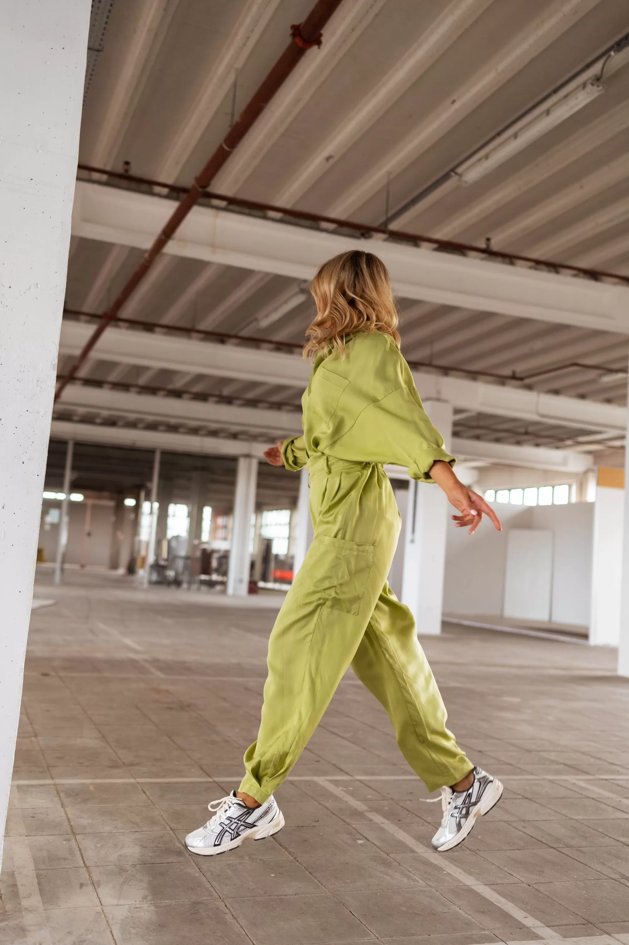 Pants Olive Green Chandler | Pants Large Satin | Ready To-Porter Online | -Easy Clothes Online