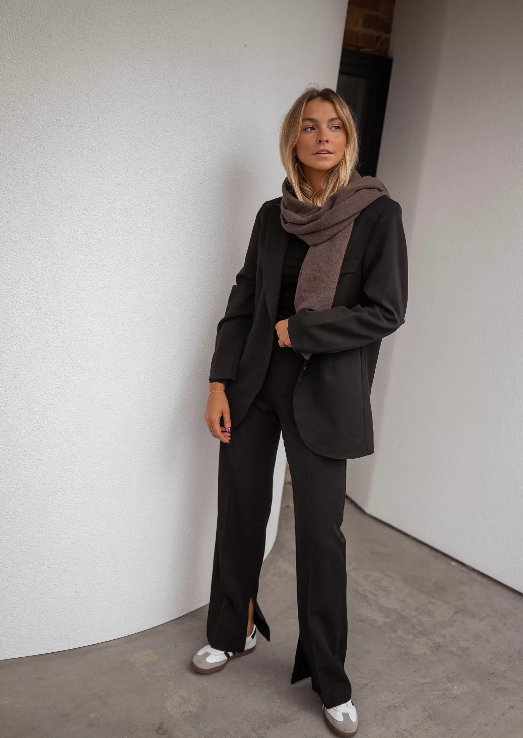 pants_sulli_creation__black_76440-2.webp Pants Sulli CREATION - -Easy Clothes New