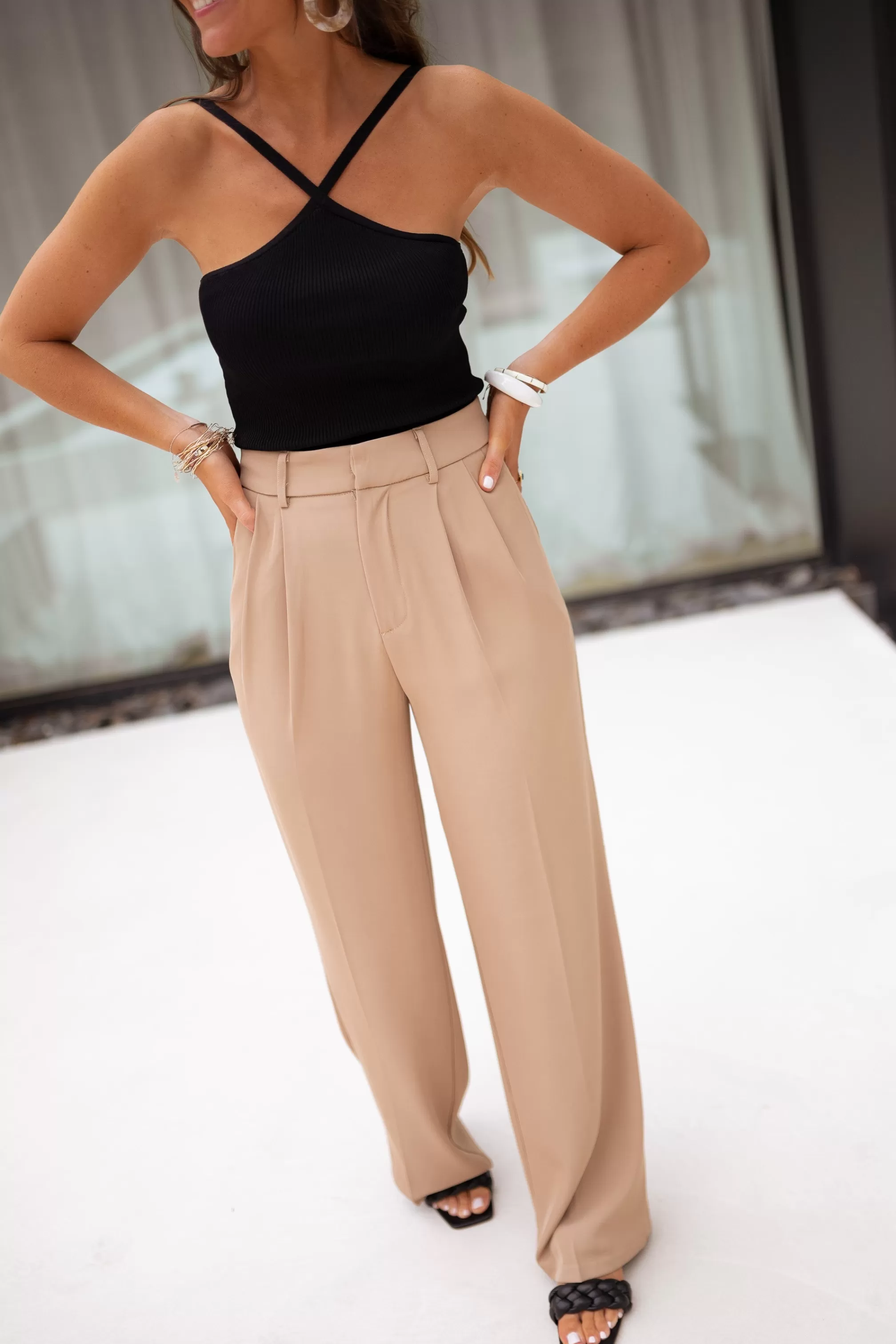 pants_victor__beige_77122-2.webp Pants Victor - -Easy Clothes New