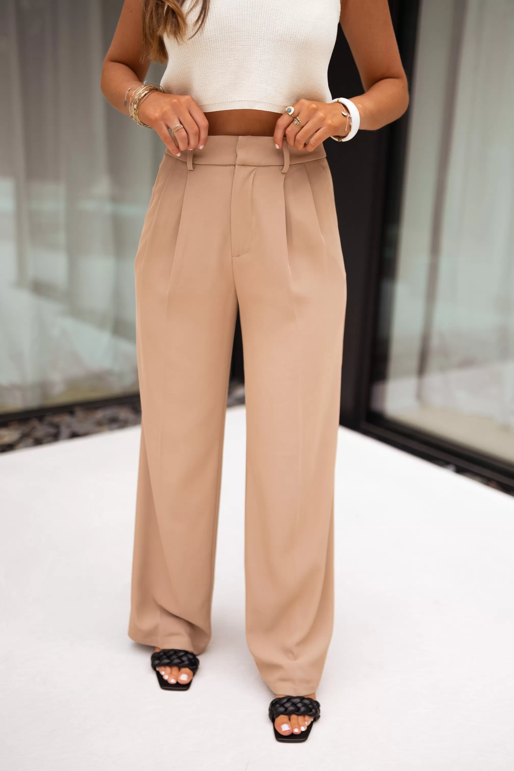 pants_victor__beige_77125-3.webp Pants Victor - -Easy Clothes New