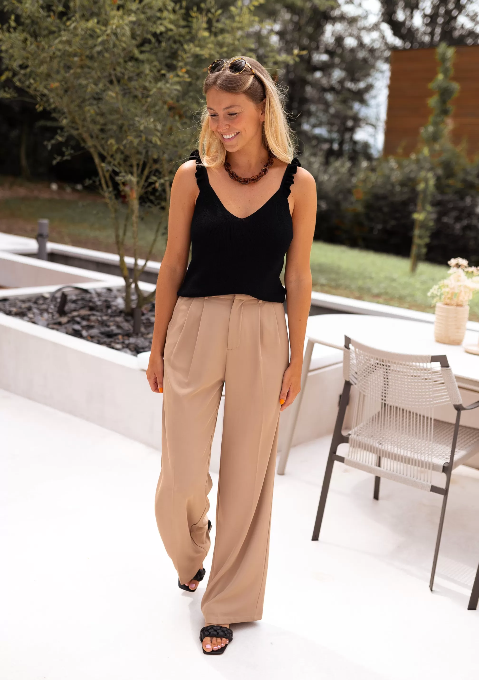 pants_victor__beige_77134-2.webp Pants Victor - -Easy Clothes New