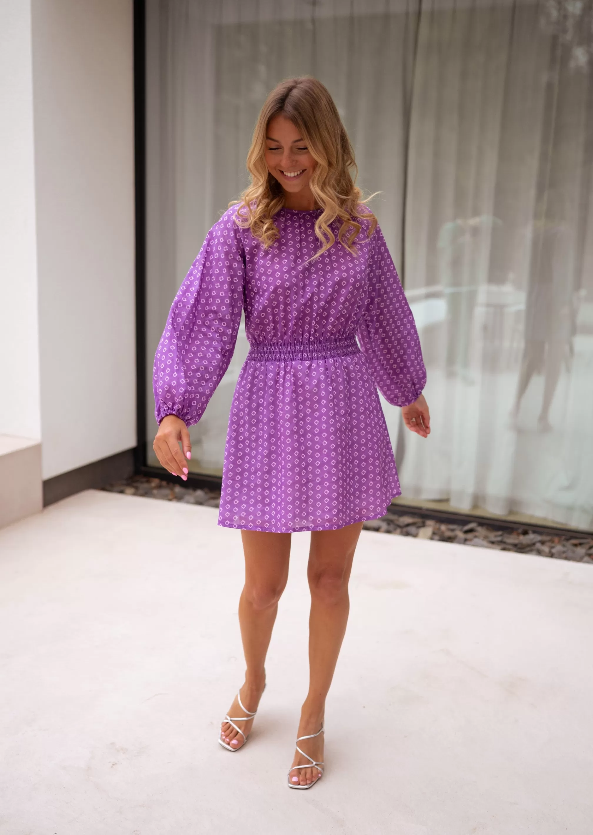 Robe Joly Mauve - CREATION | Robe Mauve Resserrée à La Taille | Prêt-à-porter En Ligne | -Easy Clothes Clearance