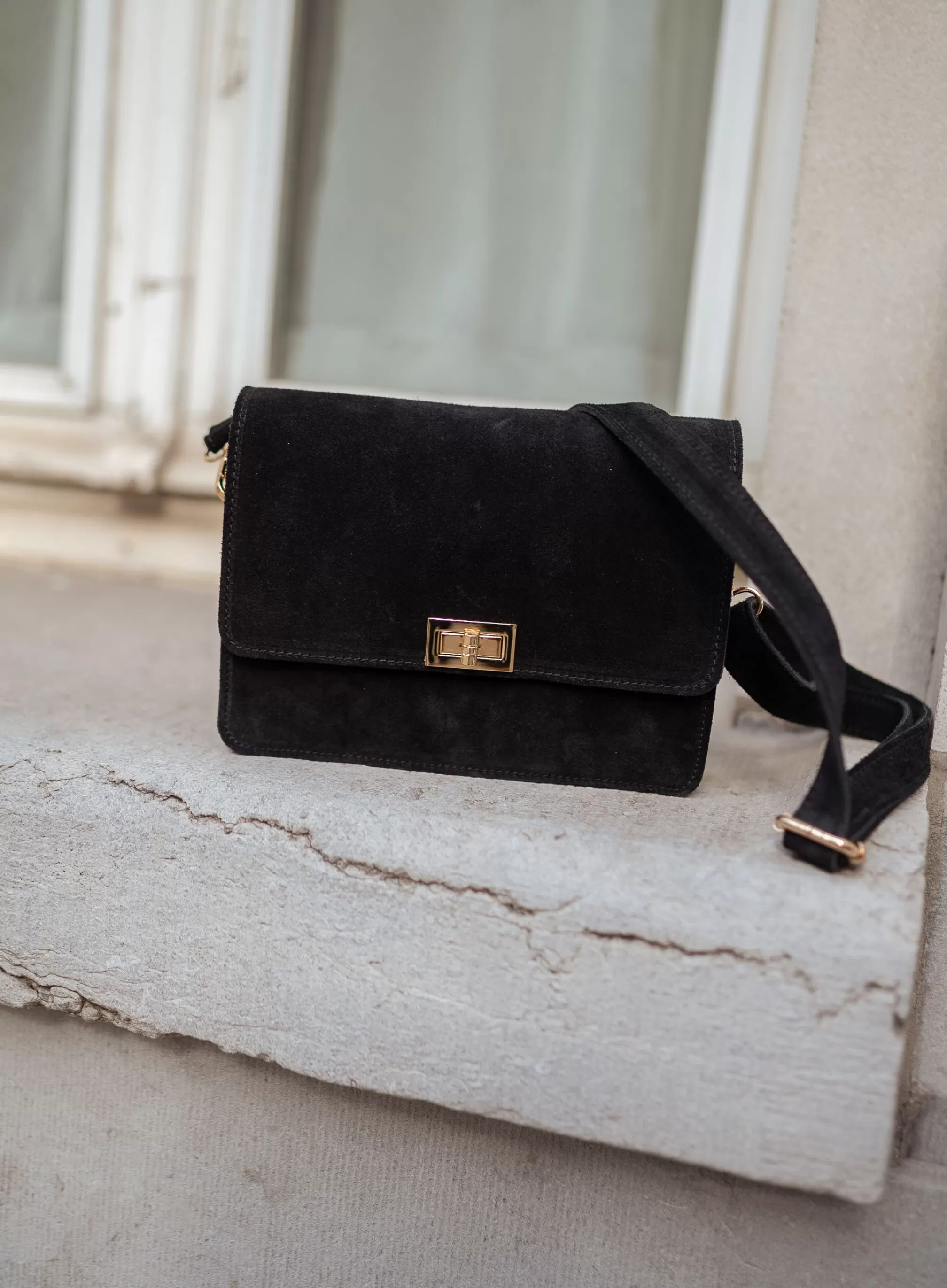 Sac Trika Noir En Daim | Sac à Bandoulière | Prêt-à-porter En Ligne | -Easy Clothes Discount