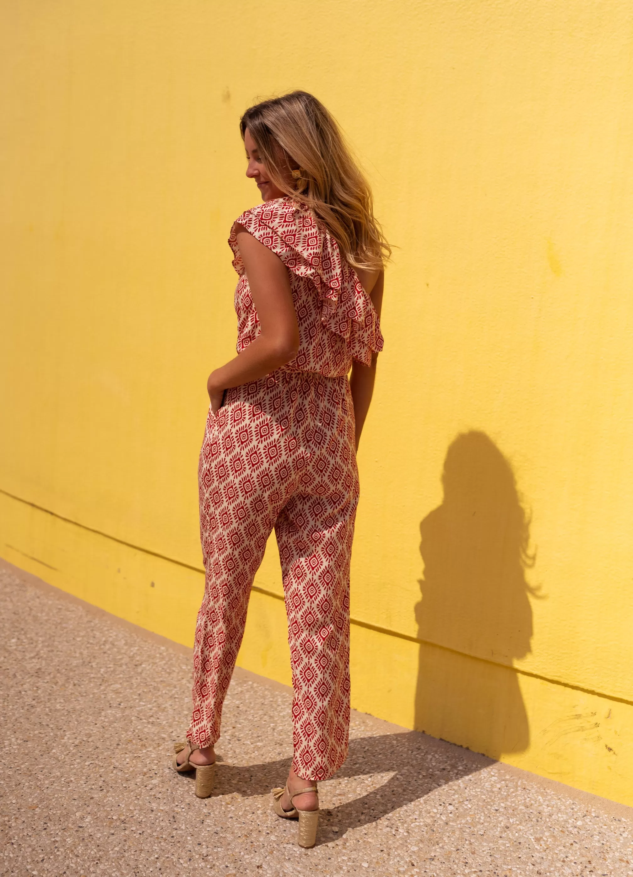 Suit Lara Patterned Red | Suit Has Ruffles | Ready To-Porter Online | -Easy Clothes Hot