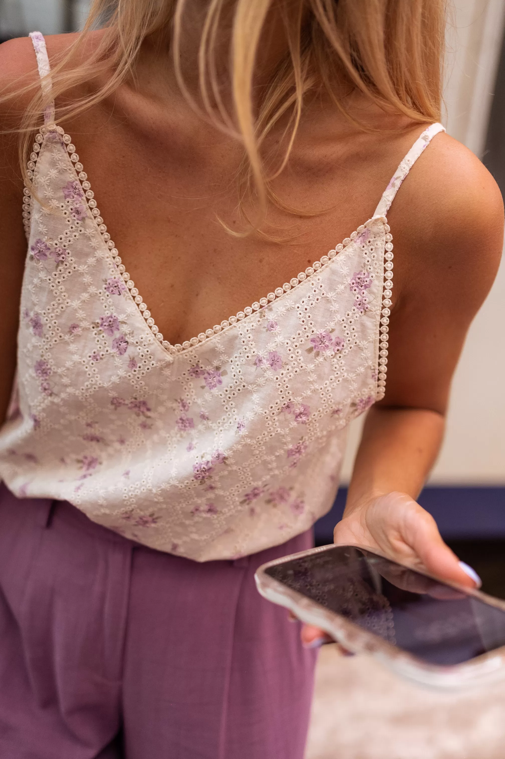 TOP Auda Ecru With Flowers Purple | Light Flower Top | Ready To-Porter Online | -Easy Clothes Flash Sale