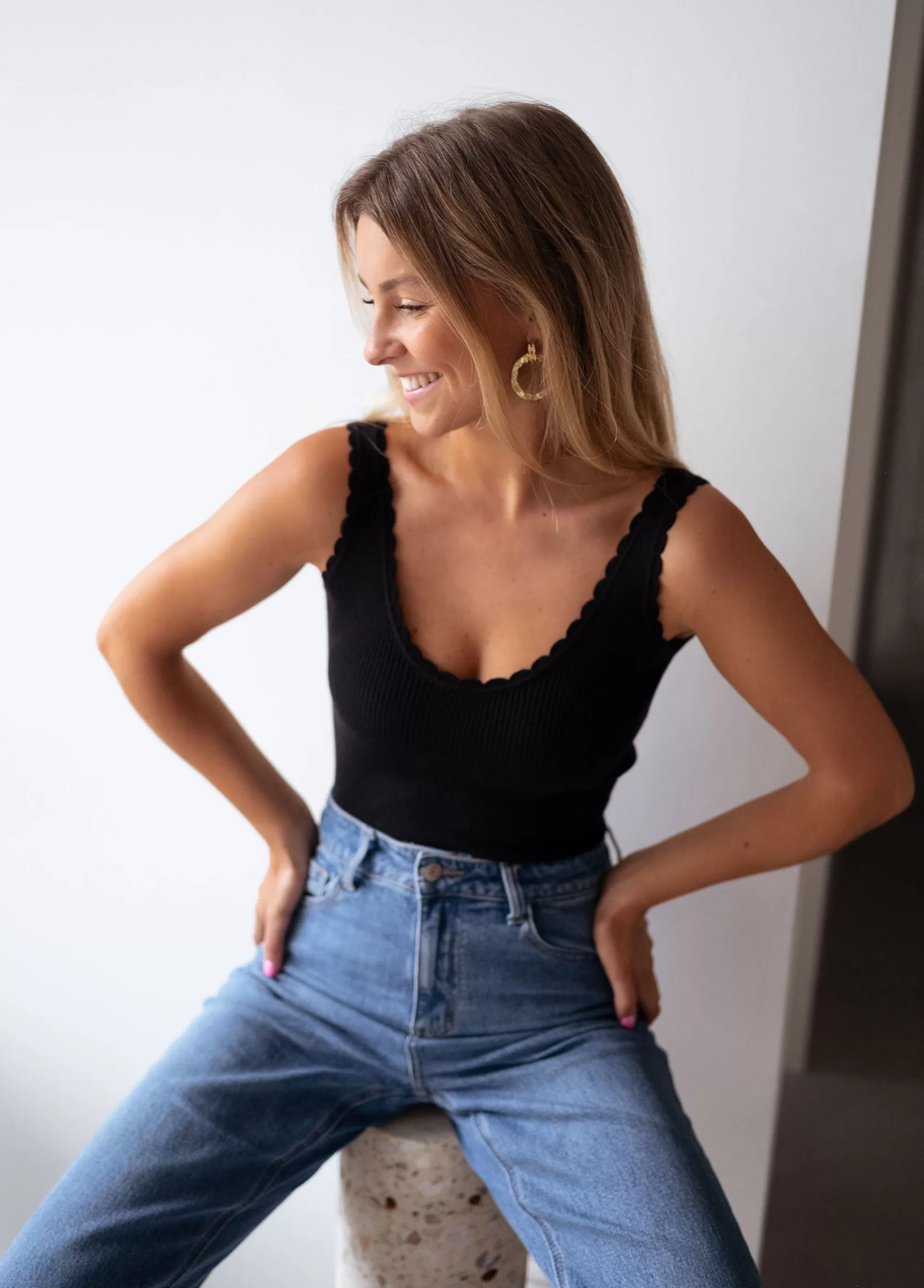 top_bella__black_96830-5.webp Top Bella - -Easy Clothes Discount