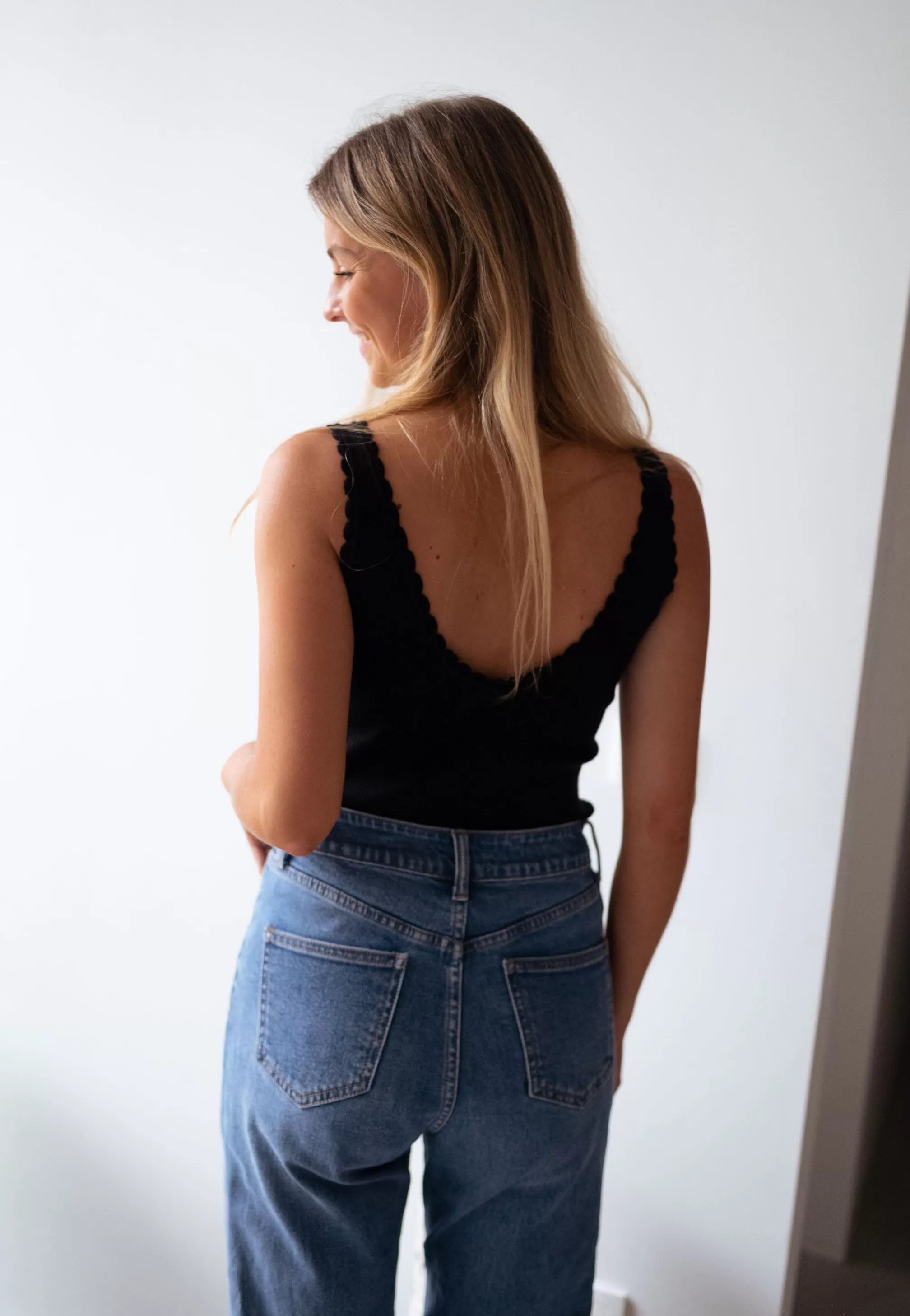 top_bella__black_96832-5.webp Top Bella - -Easy Clothes Discount